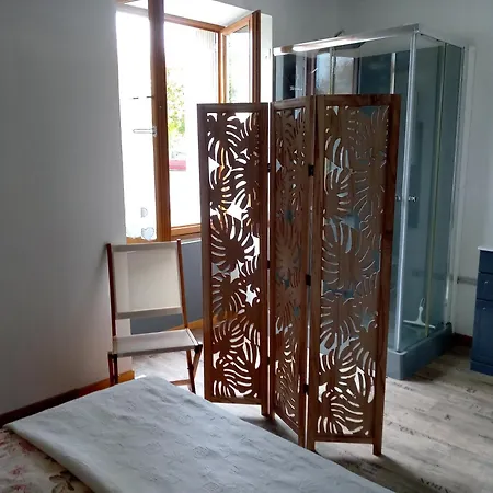 D'hôtes D'athénaïs Bed & Breakfast Oiron